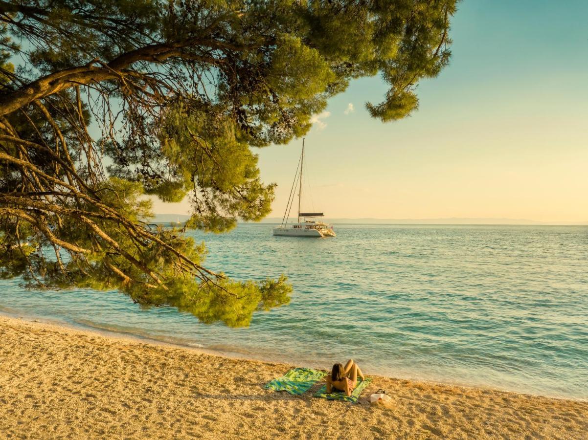 Places Dalmacija By Valamar Макарска Екстериор снимка